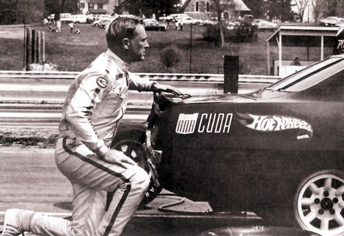 Dan Gurney AAR Cuda